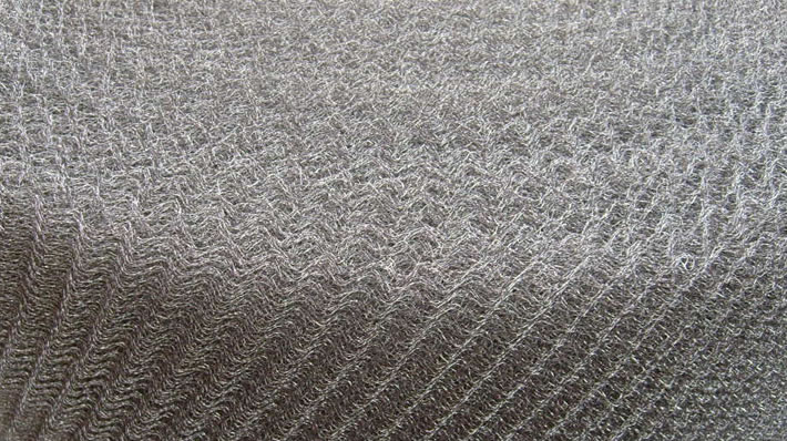 Aluminum wire mesh woven in rolls